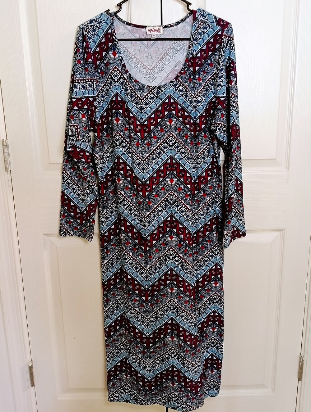 Madrag Dress Women 2X Blue Burgundy Good Chevron Long Sleeve Bodycon Scoop Neck
